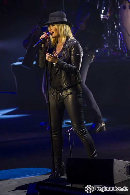 Sarah Connor (live SAP Arena Mannheim, 2015)